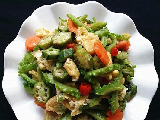 小扇贝肉炒苦瓜（家常美食，营养又美味！）