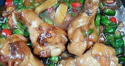 美食推荐——山珍烧鸡腿（用山珍烧出美味，鸡腿的好滋味）