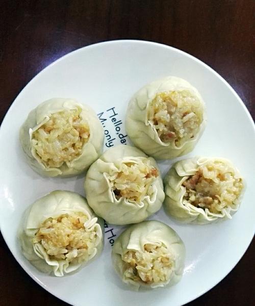 鲜笋香菇糯米烧卖的做法（品味经典口感，做出美味烧卖）