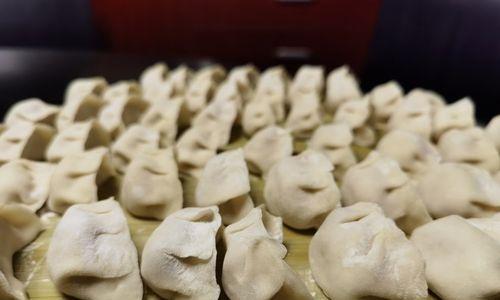家常美食（做出一份传统美味，体验美好味蕾之旅）