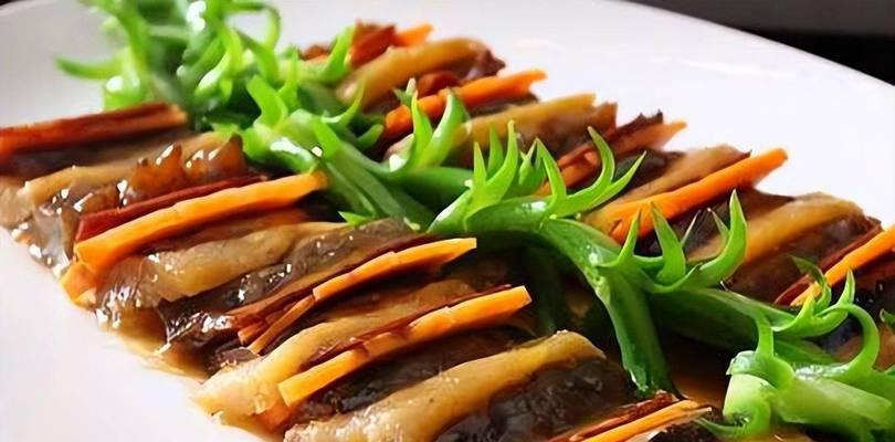 清爽柚香炒火腿肠（柚子皮的神奇利用，让你的口感翻倍）