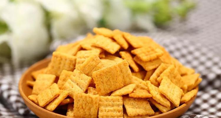 香酥小米锅巴的制作方法（做出美味可口的小米锅巴，让你回味无穷）