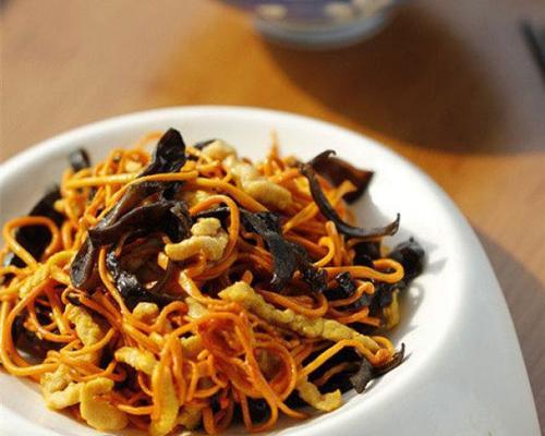 素食美味｜炒虫草花的做法（清新口感，营养丰富）