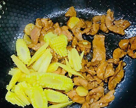 肉片炒玉米笋（学会这道菜，让你拥有一道高颜值又好吃的晚餐）