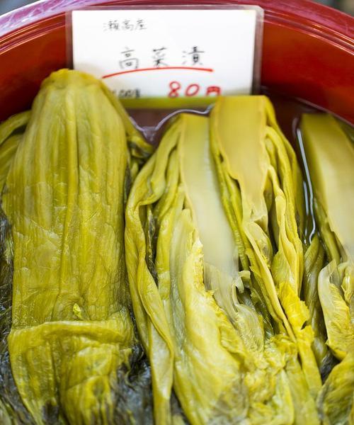 香菜辣椒腌芥菜的制作方法（用香菜和辣椒增加口感的腌芥菜制作教程）