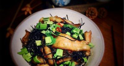 四川核桃花炒腊肉，颠覆你的味蕾（体验四川风味美食，用核桃花和腊肉激发味蕾的交响乐）
