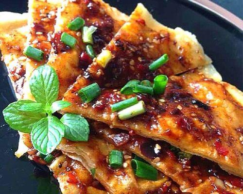 学做香酱饼，轻松上手！（掌握关键步骤，香酥可口的美味正等着你！）