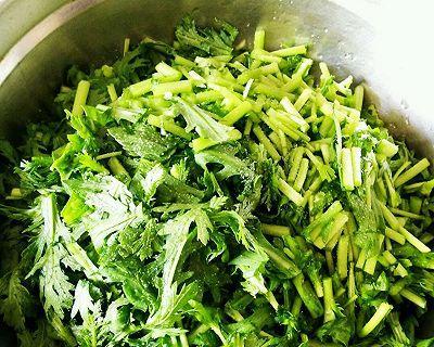 五香茶干炒蒿子杆的美味做法（健康营养佳肴美味香味四溢）