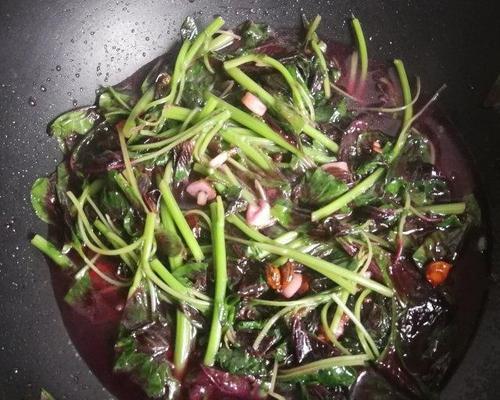 蒜蓉炒笕菜，美味健康营养不可少（健康饮食从蒜蓉炒笕菜开始，方便易操作的家常菜肴）