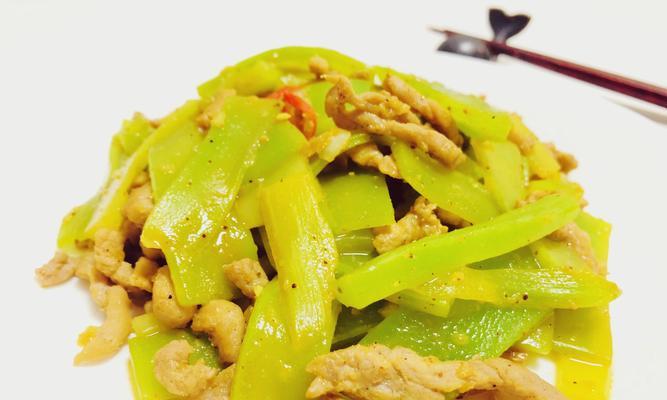 蒜香莴苣叶的多种制作方法（以新鲜的莴苣叶为食材，这些方法可以让你爱上它）