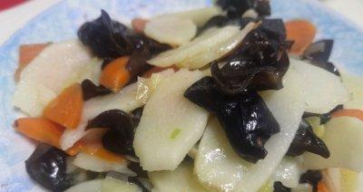 健康美味，山药胡萝卜炒木耳（以素食为主，清爽可口）