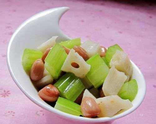 清爽营养美味佳肴——以西芹莲藕为主题的做法（15道别致美食，让你爱上以西芹莲藕的味道）