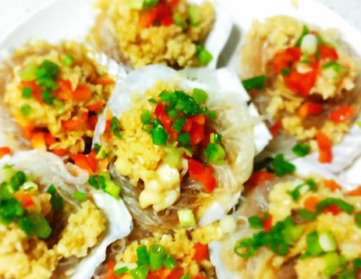 蒜蓉菜脯珠粉丝扇贝制作攻略（做出美味的蒜蓉菜脯珠粉丝扇贝，让你的味蕾狂欢）