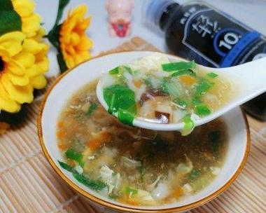 以蔬菜养生汤为健康加油站（15道简单易学的蔬菜养生汤）