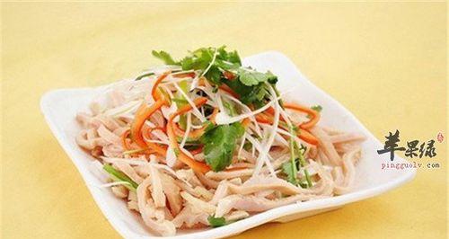 私房秘制红油羊肚丝（一口香辣鲜美的美食享受）