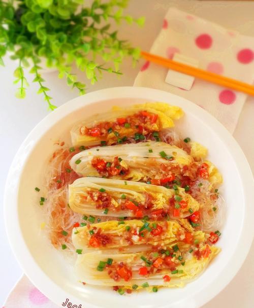 美食推荐——蒜蓉粉丝蒸娃娃菜（简单易做，美味可口，营养丰富）
