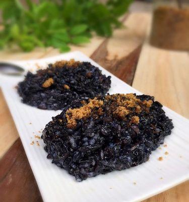 美味可口的以乌树饭（家庭自制的以乌树饭的做法）