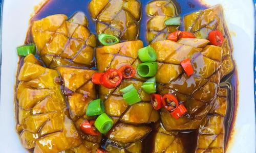 一品肉香茄子的家常做法（口感浓郁的茄子煲，让你爱上素菜）