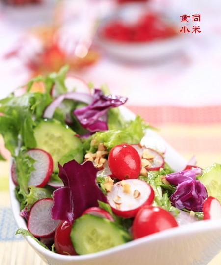 五彩减肥美食，享瘦身与美味！（健康减肥必备的五彩食谱）
