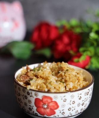 肉末蛋炒饭做法（口感丰富的肉末蛋炒饭，简单易学）
