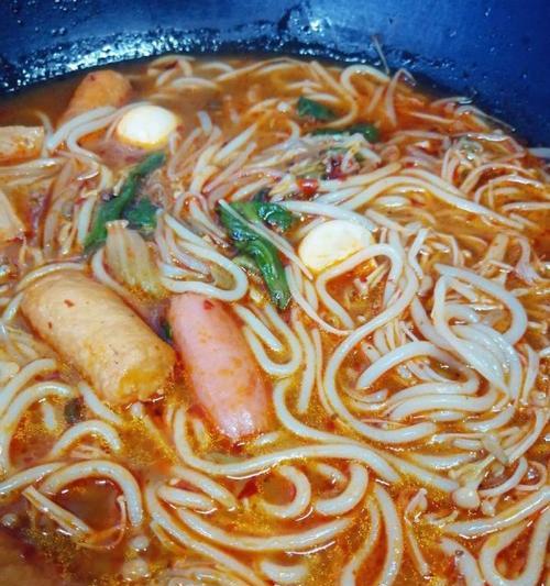香辣可口，色香味俱佳的家常美食（香辣可口，色香味俱佳的家常美食）