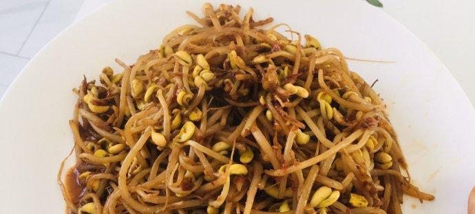 香辣豆芽的制作方法（让你在家也能做出美味可口的香辣豆芽）