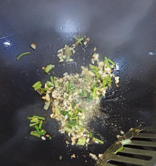 美味又下饭！虾椒花的做法大揭秘（一道家常菜的诞生）