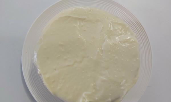 美味可口的椰浆蛋糕制作方法（一步步教你制作出口感绵软、香甜可口的椰浆蛋糕）