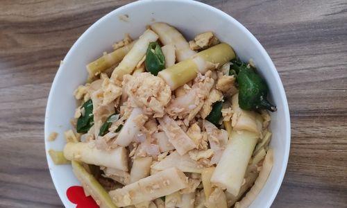 家常菜小笋炒蛋的做法（小笋嫩脆，口感绝佳，这个让你的味蕾沉醉）