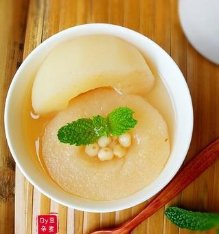 三七川贝炖雪梨，清热润肺养生佳品（掌握三七川贝炖雪梨的做法，轻松制作养生佳品）