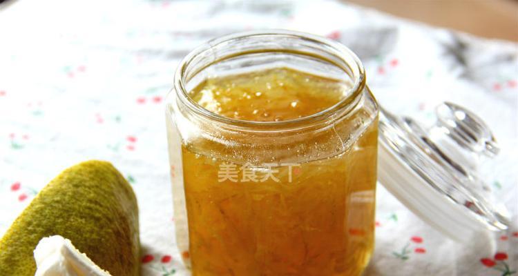 手把手教你制作美味可口的柚子茶（健康又清爽的柚子茶制作方法分享，让你一次学会）