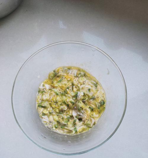 用虾皮炒出鲜香美味——虾皮炒鸡蛋做法详解（学会这个菜谱，让你的口腔感受到来自海洋的清新美味）