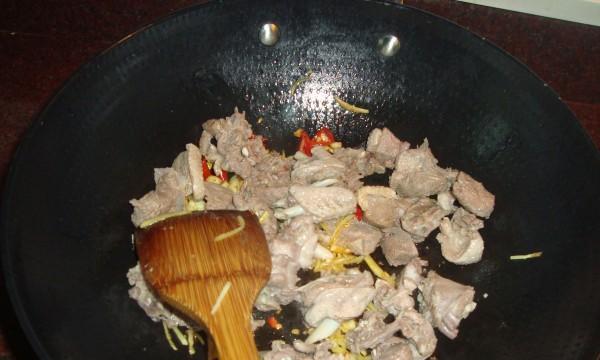 享受低脂健康美食，香菇鸭肉粥好吃又有营养！（享受低脂健康美食，香菇鸭肉粥好吃又有营养！）