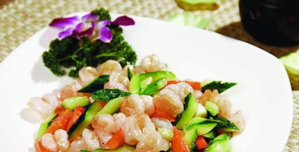鲜美可口的鲜笋炒虾仁（家常菜谱，美味佳肴，健康营养）