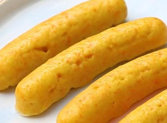 健康美味的蔬菜玉米腊肠粒（用新鲜蔬菜、香糯玉米与烟熏腊肠交织出的口感与营养）