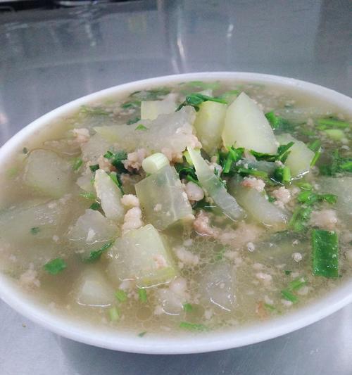 健康美味肉末冬瓜粥（15个步骤教你轻松做出营养丰富的肉末冬瓜粥）