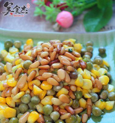 教你轻松做好玉米炒松子（美味健康的双料小吃，营养丰富的玉米与松子的完美结合）