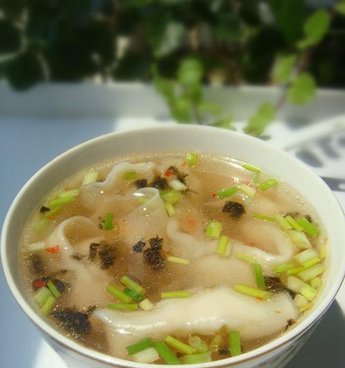 以小白兔馄饨为主题的制作方法（做出美味可口的小白兔馄饨，享受独特风味的美食体验）