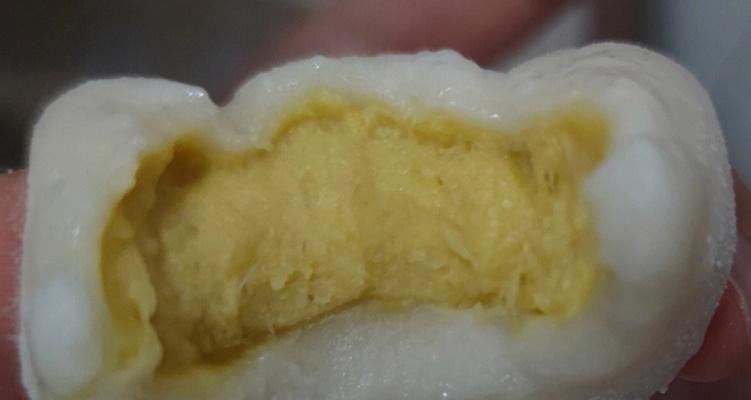 油栗绿豆沙冰皮月饼的制作（传统与现代的完美结合）