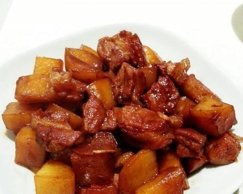 土豆炖红烧肉，美味不容错过（家常菜谱，简单易学）