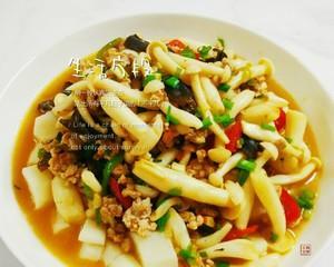美食指南——杂烩炒雪菇（口感鲜美、营养丰富的家常做法）