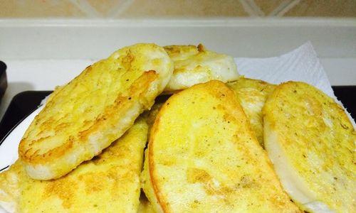 香煎孜然双白豆腐与饅頭——简单美味又健康（家庭厨艺的必备菜品，美味又营养的饭桌新宠）