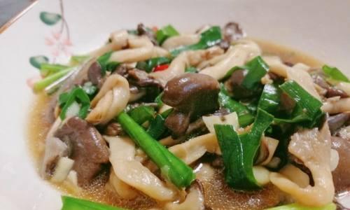素味杂菇——美味健康的素炒杂菇做法（挑战味蕾的健康餐，让你爱上素食生活）