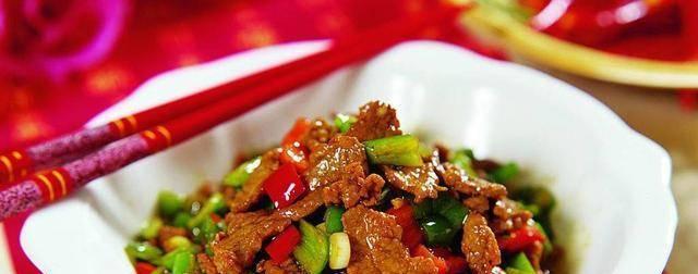 如何制作美味小抄牛肉？（口感鲜美，做法简单易学）