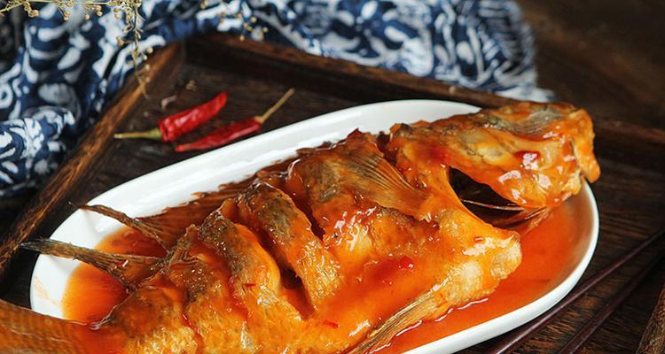 以酸甜罗非鱼为主角的美食盛宴（一次尝遍中西口味的饕餮盛宴）