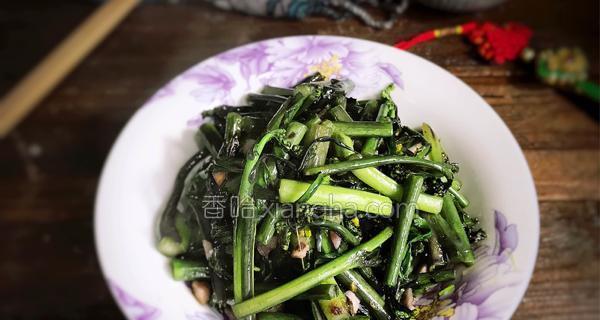 美味健康的蒜炒红菜苔（如何做出口感鲜美、颜色鲜艳的红菜苔？）