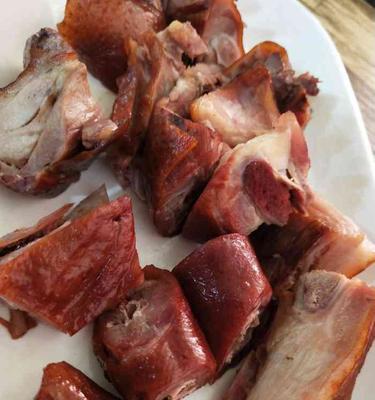 蒜苔猪头肉饭，美味又营养（学会制作，吃出家的味道）