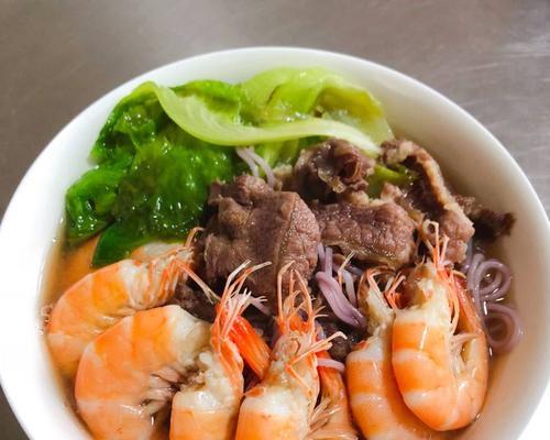 鲜虾汤面，入口即化的美味佳肴（做法详解，快速制作，享受美食生活）
