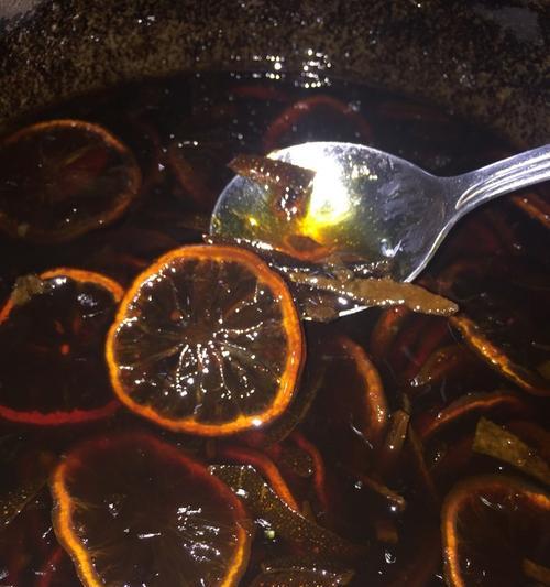腌制橘子皮的做法（自制果皮佳品，天然食材健康美味）