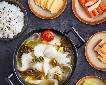蟹棒鱼豆腐咸菜汤的做法（家常汤品，营养又美味）